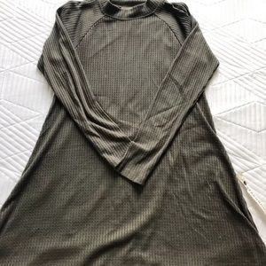 No Comment Olive Mock neck swing dress L